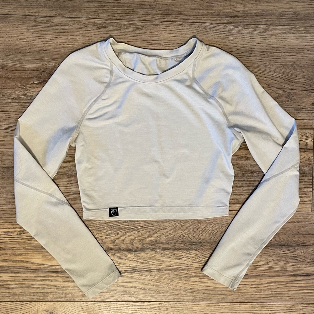 Alphalete long sleeve XS